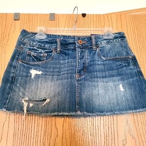 NWT denim AE distressed jean skirt